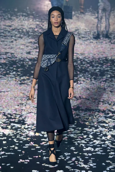 Look 49